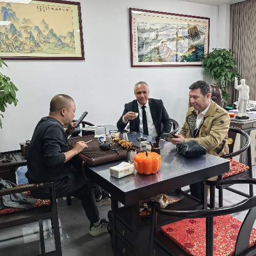 鑫濤源精密：創新引領，與醫療界伙伴共鑄輝煌